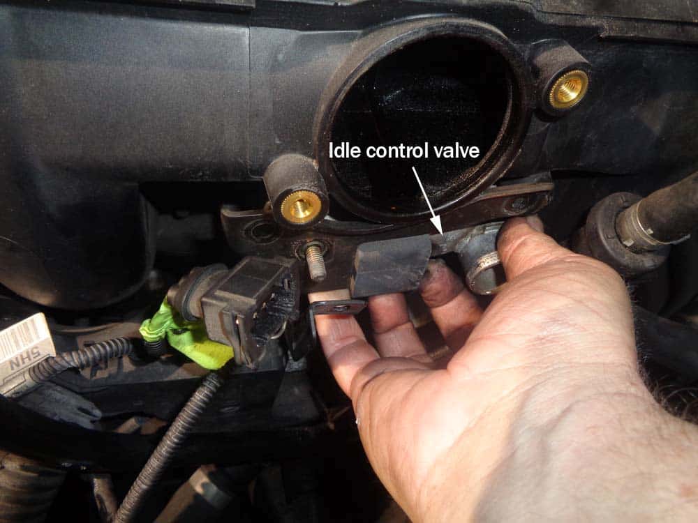 See U1903 in engine